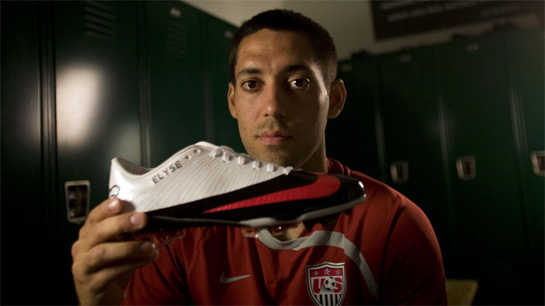 clint-dempsey-superfly